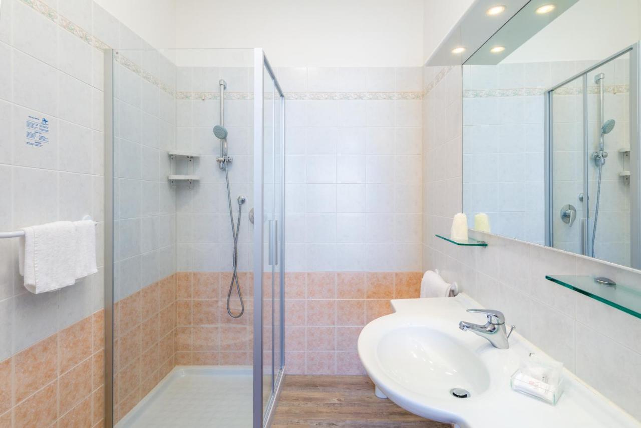 Hotel Nettuno Caorle Kültér fotó
