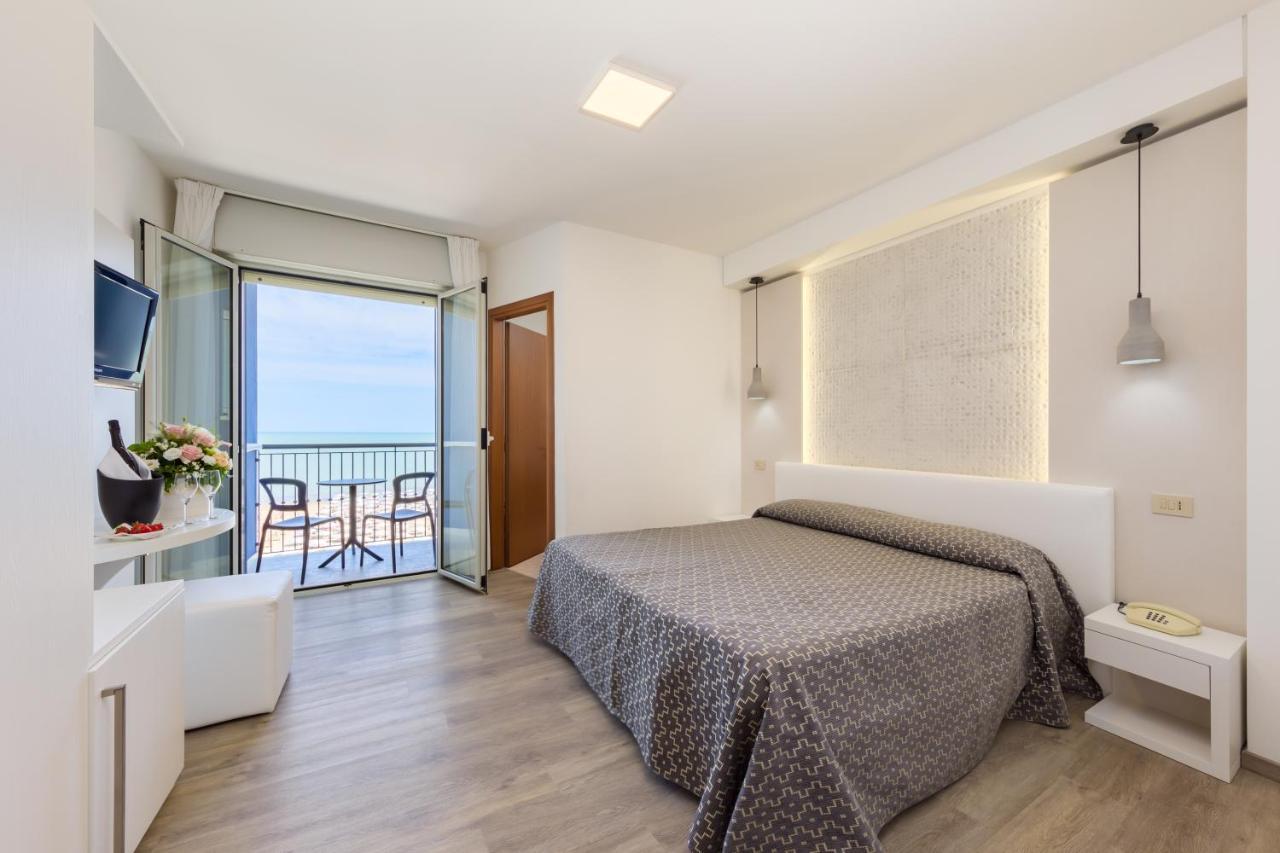Hotel Nettuno Caorle Kültér fotó