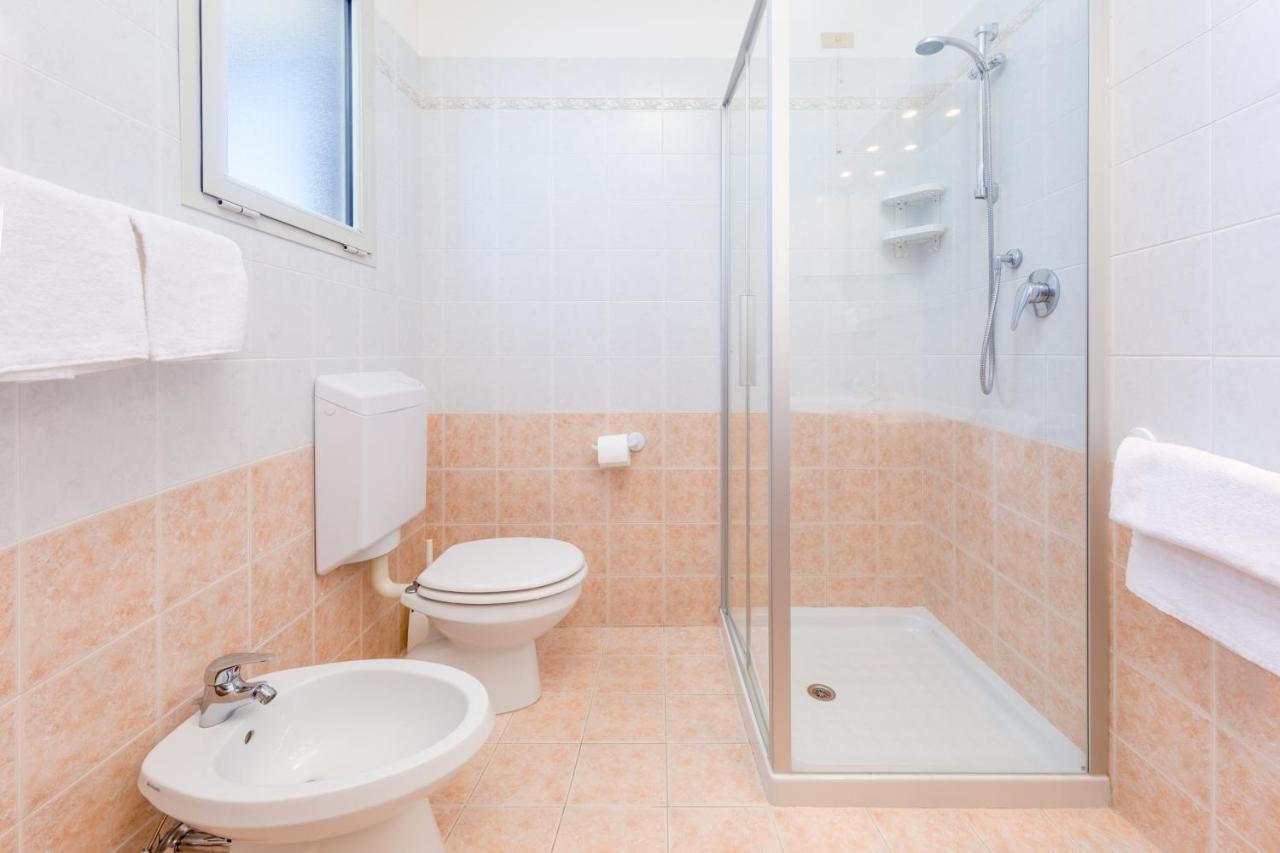 Hotel Nettuno Caorle Kültér fotó