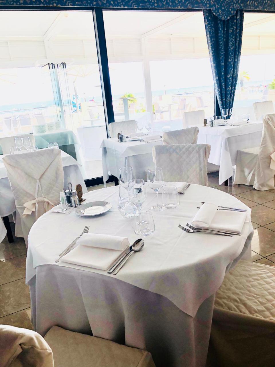 Hotel Nettuno Caorle Kültér fotó