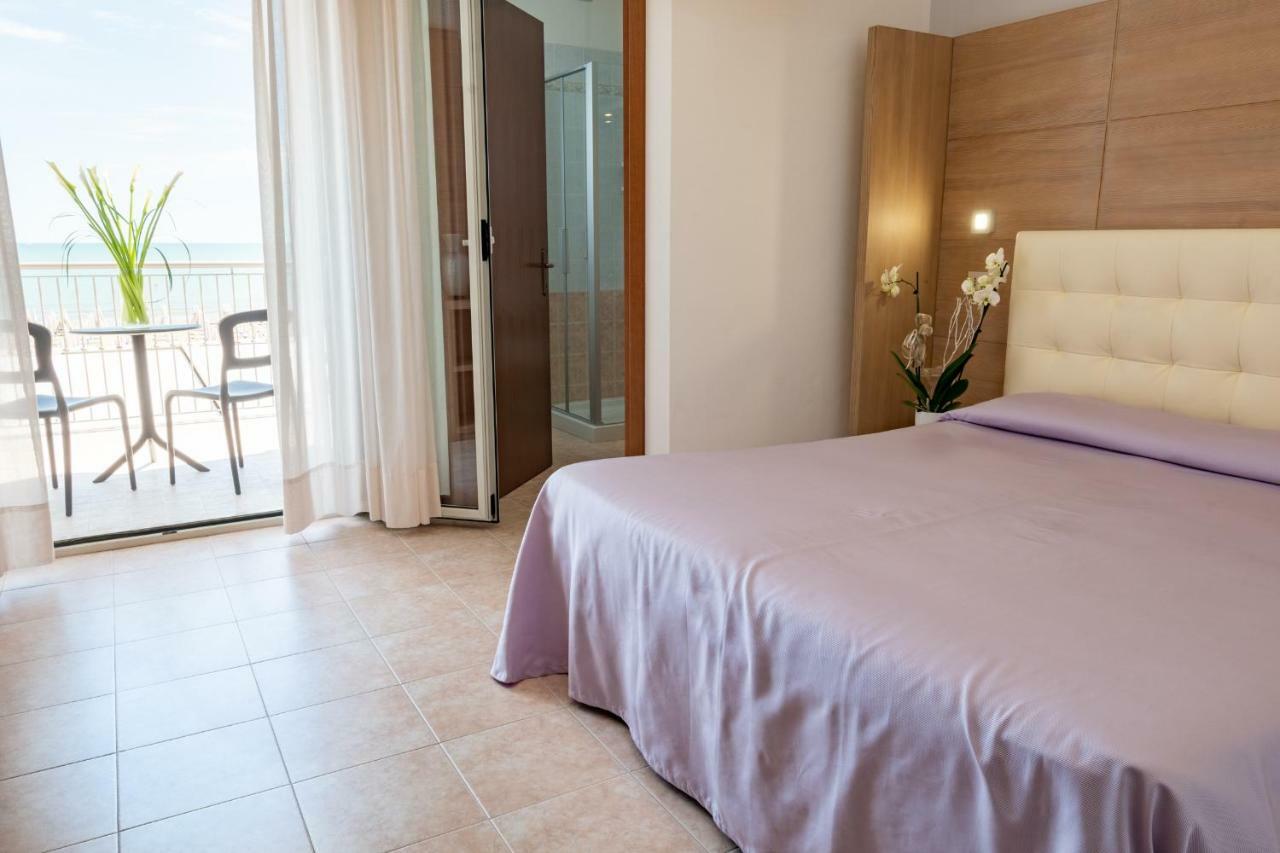 Hotel Nettuno Caorle Kültér fotó