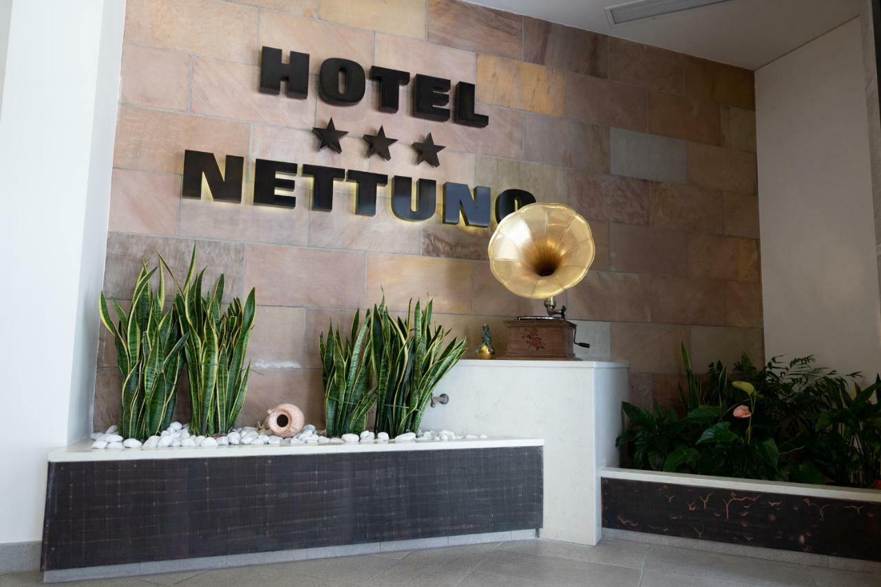 Hotel Nettuno Caorle Kültér fotó