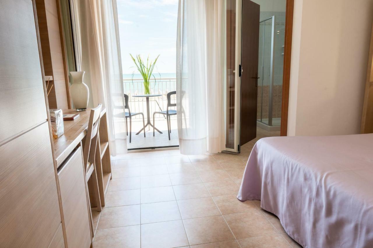 Hotel Nettuno Caorle Kültér fotó